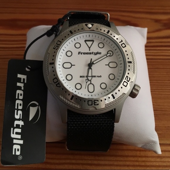 freestyle ballistic diver